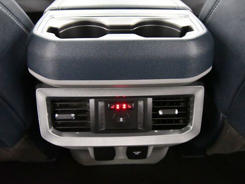 Used 2023 Ford F350 Limited w/ FX4 Off-Road Package AWD/4WD image 16