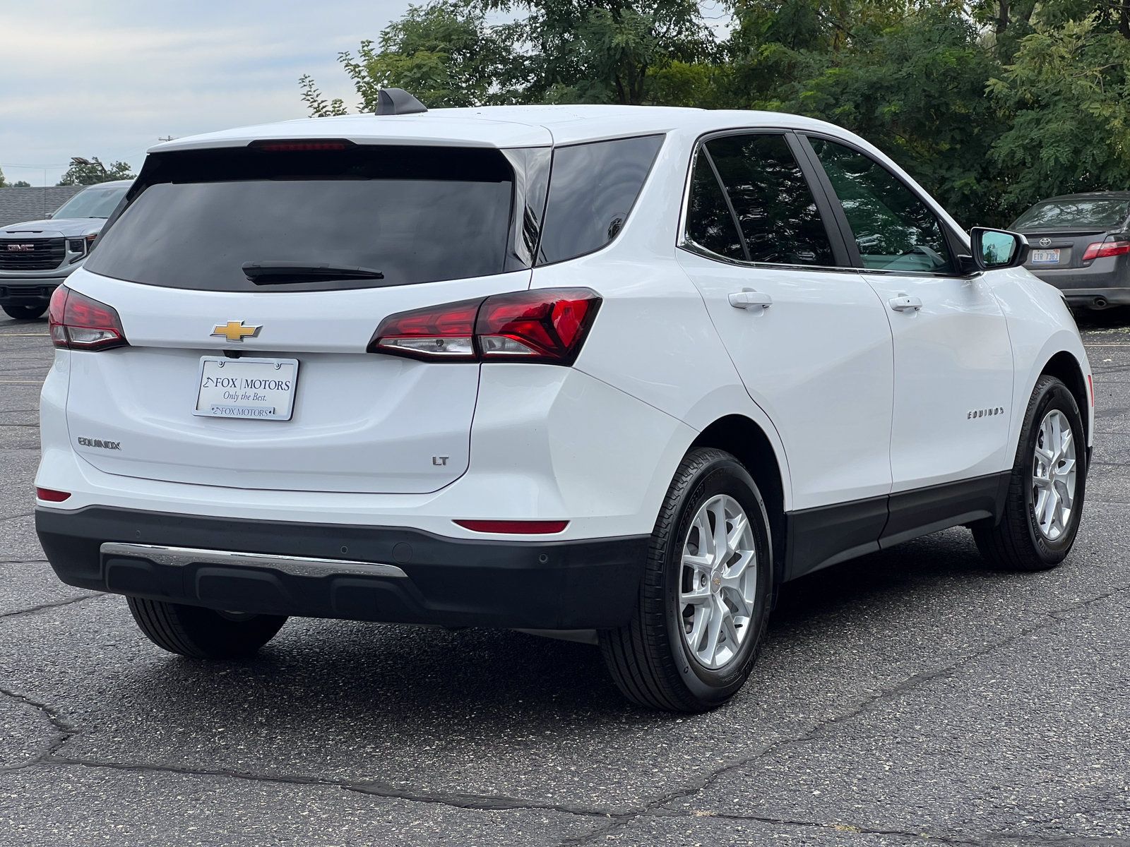 Used 2024 Chevrolet Equinox LT FWD image 8