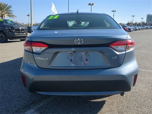 Certified 2022 Toyota Corolla LE image 5