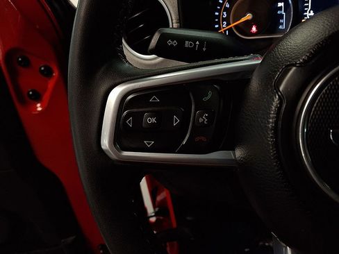 Used 2024 Jeep Wrangler Sahara image 20