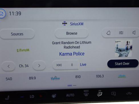 New 2025 Ford Maverick XLT w/ XLT Luxury Package image 19