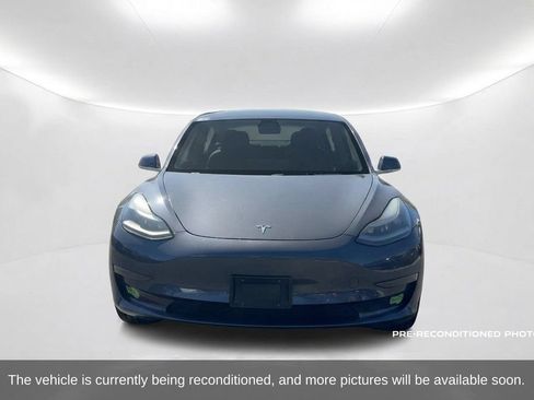 Used 2022 Tesla Model 3 RWD image 2