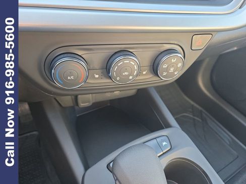 New 2026 Chevrolet Trax RS w/ Sunroof Package image 4