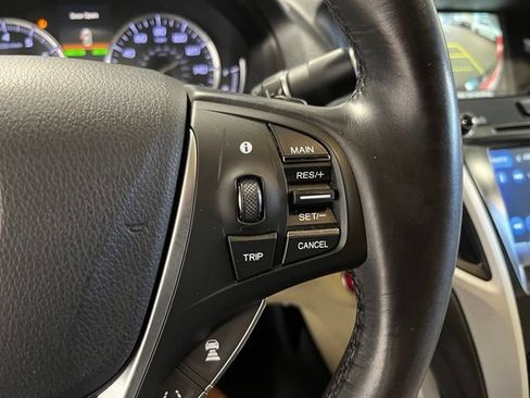 Used 2020 Acura TLX FWD image 28
