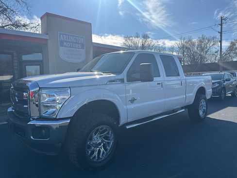 Used 2013 Ford F350 Lariat w/ Lariat Interior Pkg image 2