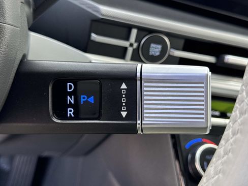 Used 2025 Hyundai Santa Fe SEL image 15