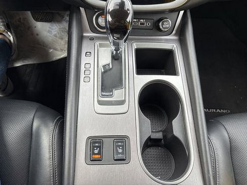 Used 2024 Nissan Murano SL image 36