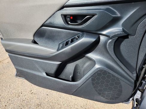 Used 2024 Subaru Crosstrek 2.0i Premium image 21