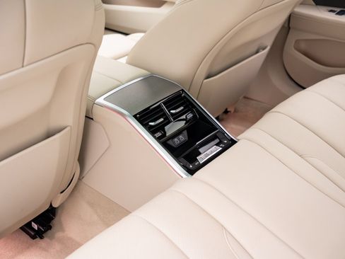 Certified 2026 BMW 840i xDrive AWD/4WD image 20