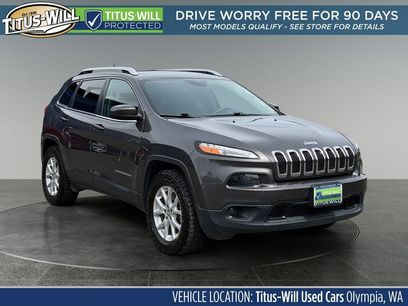 Used 2018 Jeep Cherokee Latitude Plus w/ Comfort/Convenience Group