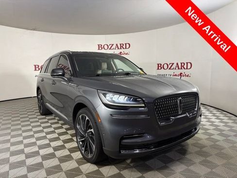 Used 2023 Lincoln Aviator Reserve w/ Equipment Group 201A RWD image 1