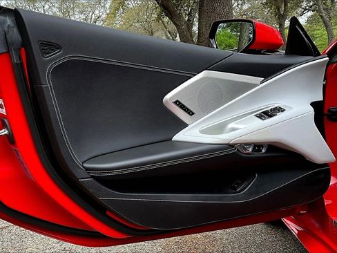 Used 2020 Chevrolet Corvette Stingray Preferred Cpe w/ 2LT Preferred Equipment Group image 16