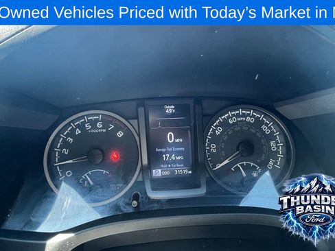 Used 2023 Toyota Tacoma TRD Off-Road AWD/4WD image 27