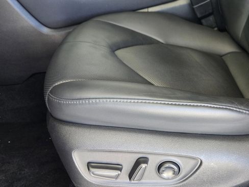 Used 2021 Toyota Highlander Platinum image 23