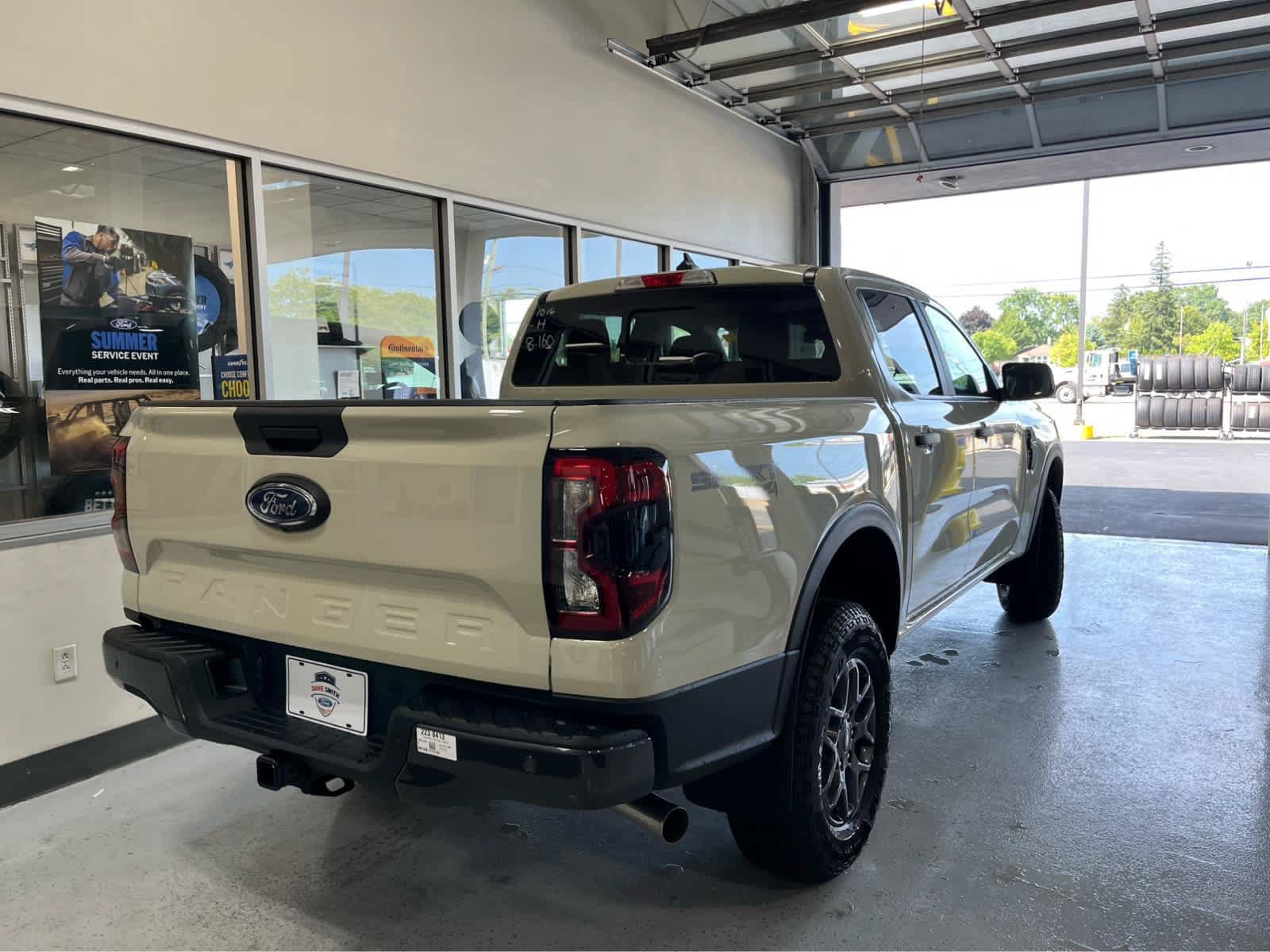 New 2026 Ford Ranger XLT w/ Equipment Group 301A High AWD/4WD image 8