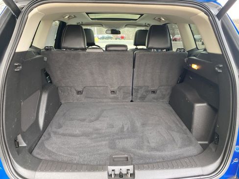 Used 2017 Ford Escape Titanium image 17