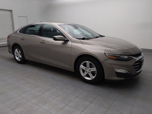 Used 2022 Chevrolet Malibu LS w/ Driver Confidence Package II FWD image 11