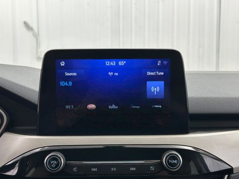Used 2021 Ford Escape SEL w/ Technology Package AWD/4WD image 5