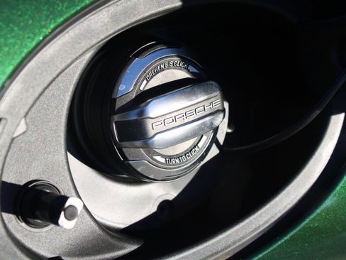 New 2026 Porsche 911 Carrera 4S image 33