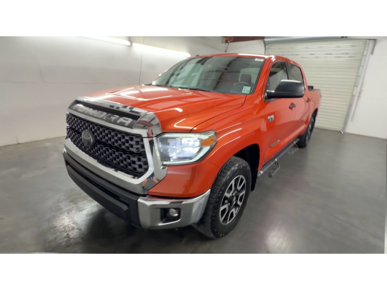 Used 2018 Toyota Tundra SR5 w/ TRD Off Road Package AWD/4WD image 4