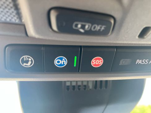 Used 2024 GMC Sierra 1500 SLT AWD/4WD image 21