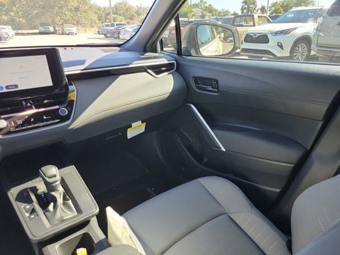 Used 2026 Toyota Corolla Cross S image 23