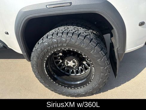 Used 2024 GMC Sierra 3500 Denali Ultimate AWD/4WD image 4