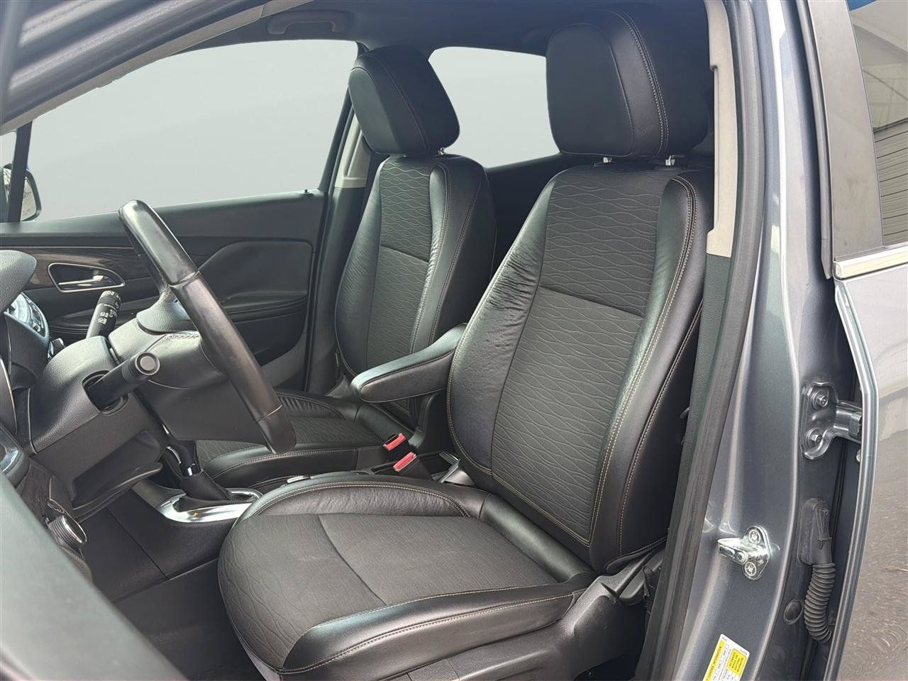Used 2015 Buick Encore AWD image 14