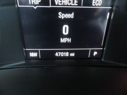 Used 2020 Chevrolet Equinox LS w/ LS Convenience Package FWD image 31