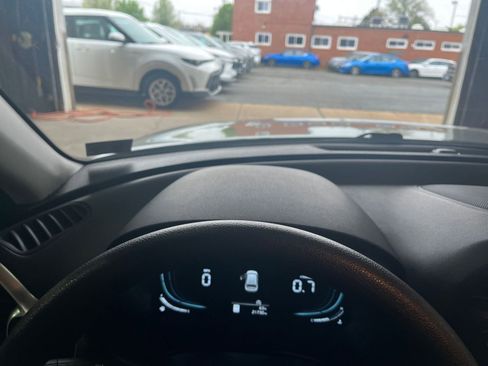 Used 2025 Kia Soul LX w/ LX Technology Package image 34