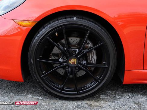 Used 2017 Porsche 718 Boxster image 13