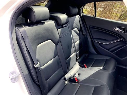 Used 2016 Mercedes-Benz GLA 250 4MATIC image 20