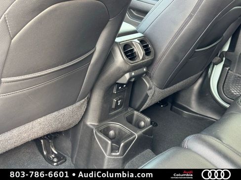 Used 2023 Jeep Wrangler Unlimited Rubicon w/ Cold Weather Group image 23