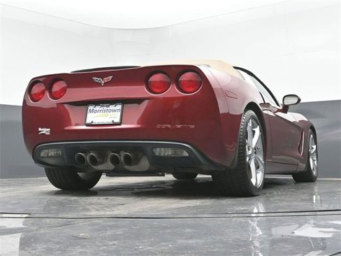 Used 2005 Chevrolet Corvette Convertible w/ Preferred Equipment Group image 30