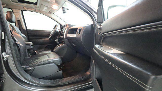 Used 2017 Jeep Compass High Altitude FWD image 10