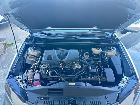 Used 2025 Toyota Camry LE image 32