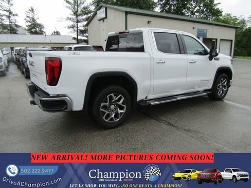 Used 2025 GMC Sierra 1500 SLT w/ SLT Premium Plus Package AWD/4WD image 4