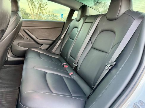 Used 2020 Tesla Model 3 Long Range AWD/4WD image 19