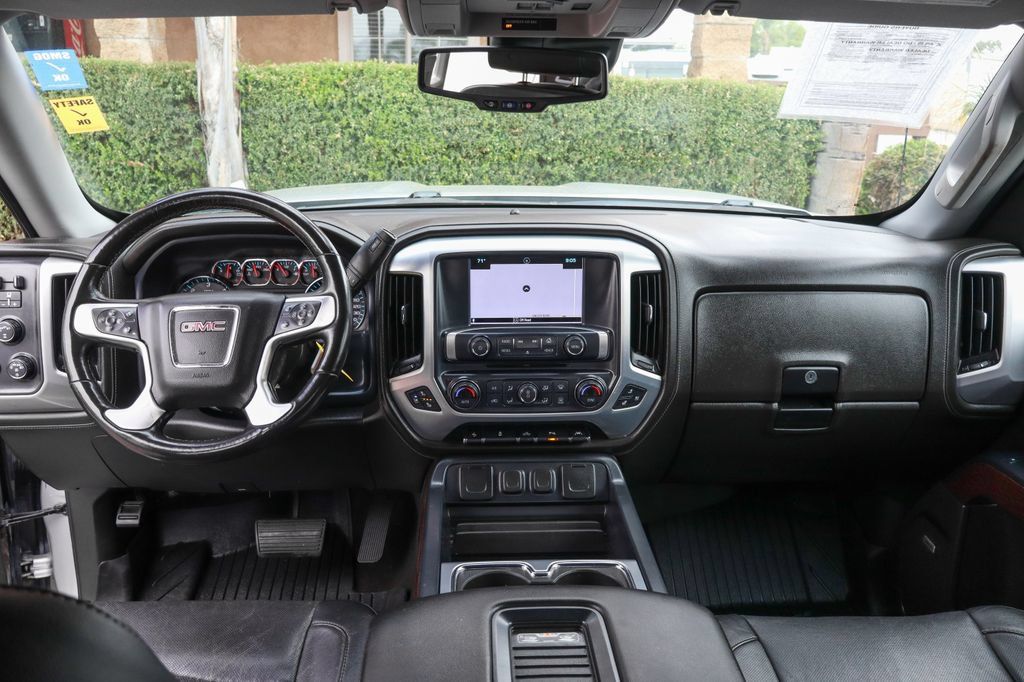 Used 2018 GMC Sierra 1500 SLT AWD/4WD image 31