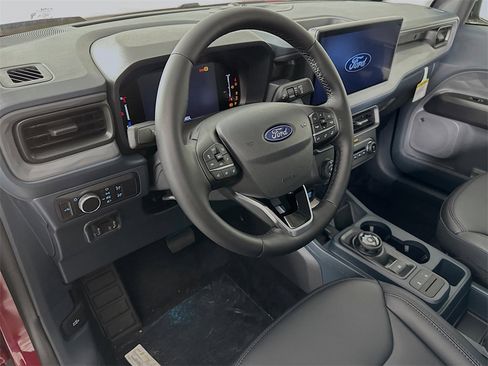 New 2025 Ford Maverick Lariat w/ Black Appearance Package image 9