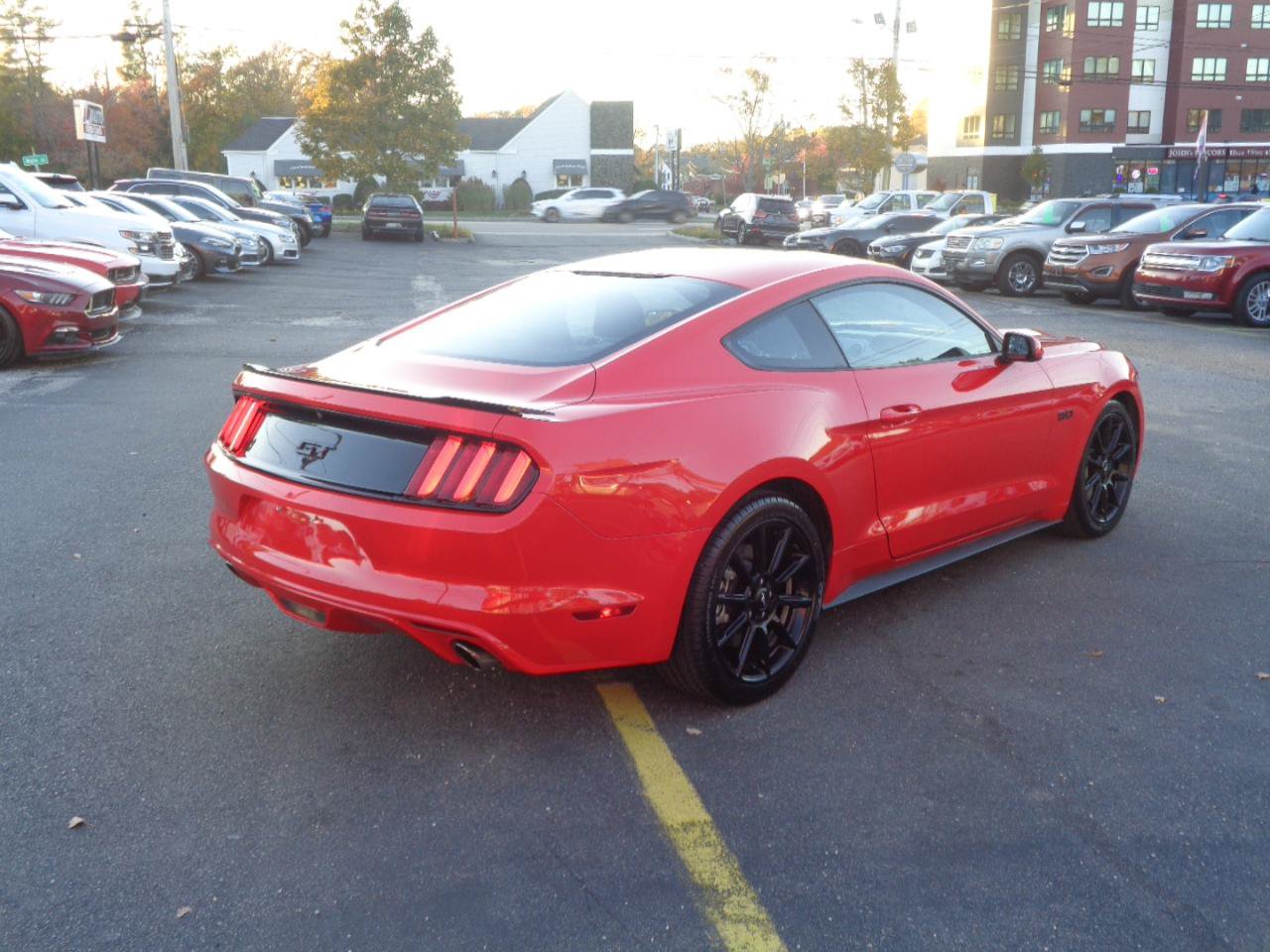 Used 2016 Ford Mustang GT w/ Black Accent Package RWD image 12