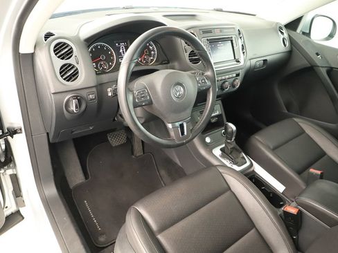 Used 2017 Volkswagen Tiguan Wolfsburg Edition FWD image 15
