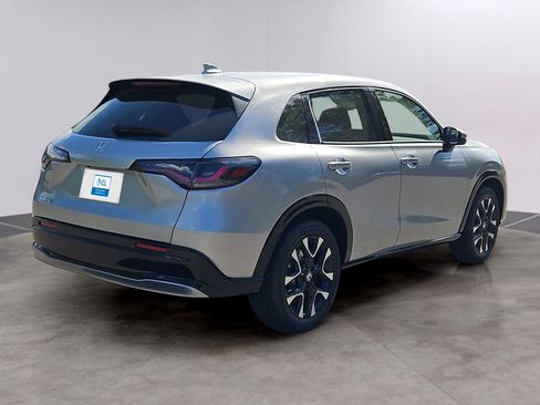 New 2027 Honda HR-V EX-L image 3