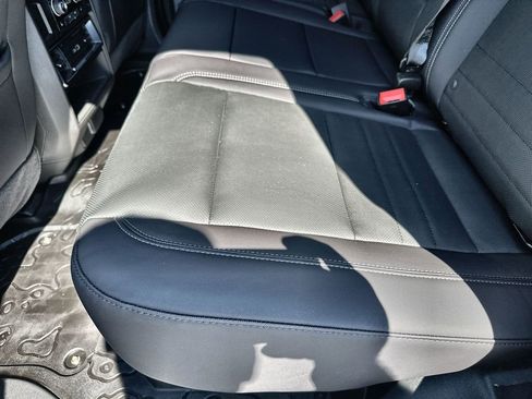 New 2026 GMC Hummer EV SUV image 17