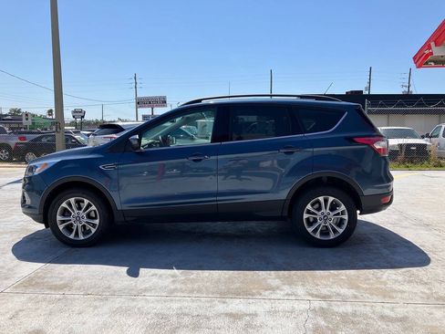 Used 2018 Ford Escape SEL w/ Ford Safe & Smart Package AWD/4WD image 11