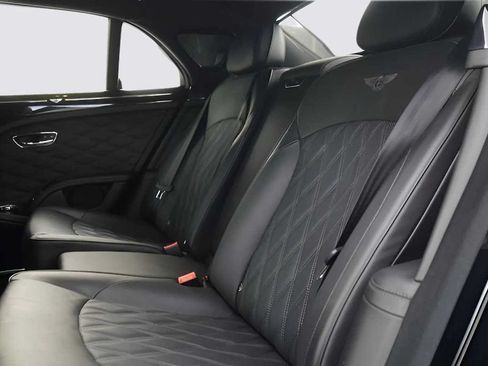 Used 2017 Bentley Mulsanne RWD image 13