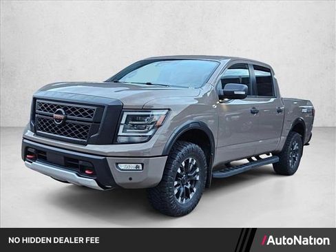 Used 2022 Nissan Titan PRO-4X w/ Pro-4x Convenience Package AWD/4WD image 1