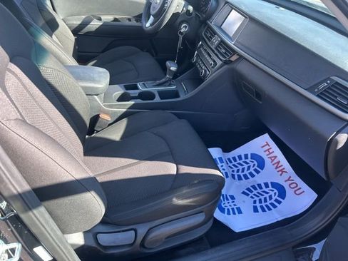 Used 2018 Kia Optima LX w/ Convenience Package image 16