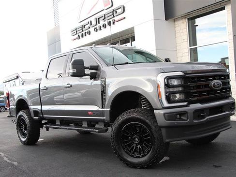 Used 2023 Ford F350 Lariat w/ Lariat Ultimate Package AWD/4WD image 2