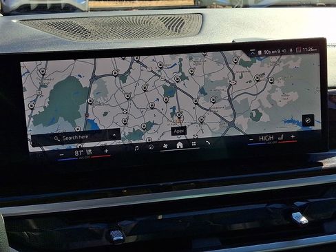 Used 2025 BMW X7 xDrive40i w/ Premium Package image 19